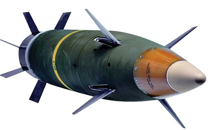 颠覆传统，掌握未来：AK-200战争革新