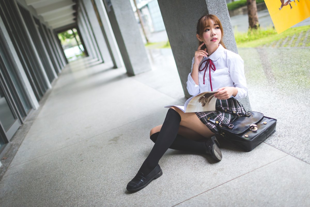 高清美女照大学生活图片_大学生美女图片背影侧影_大学美女生活照高清