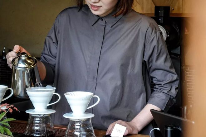 亚洲12p_欧美人妖12p_美女12p