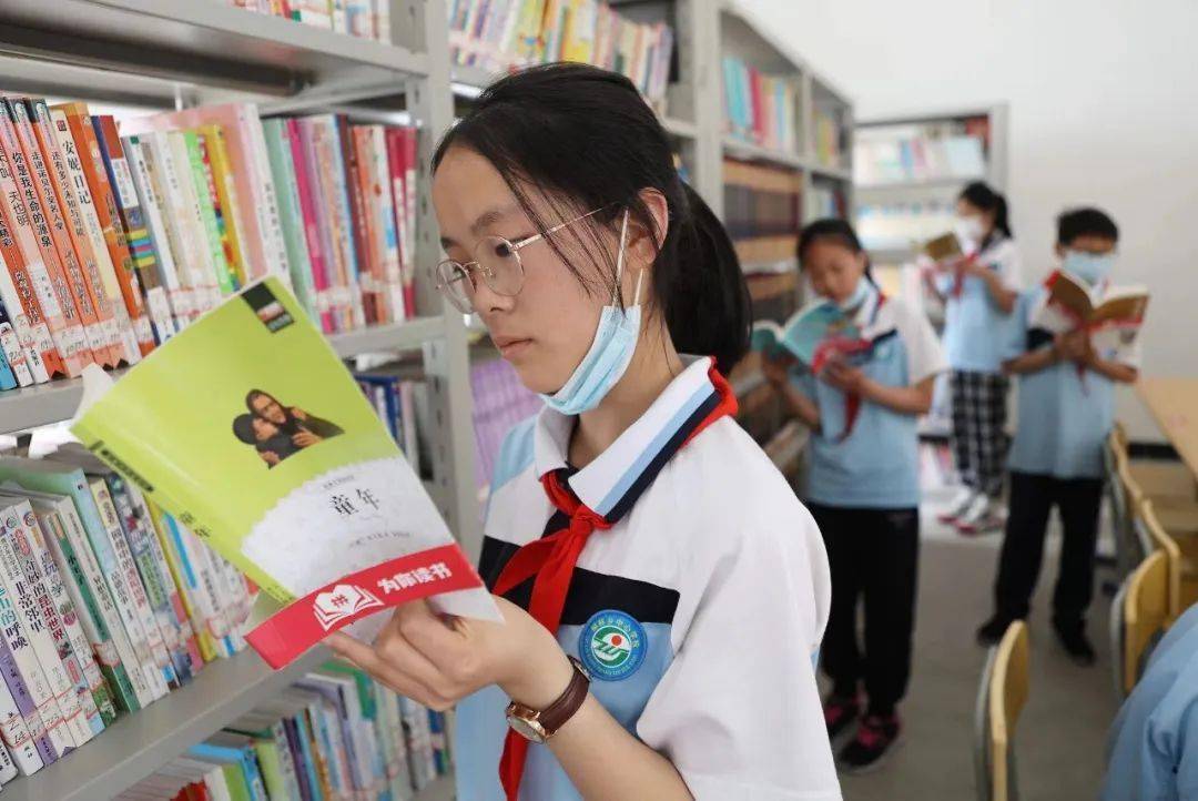 小黄书免费看_小黄人大电影完整版免费_小黄车ofo免费