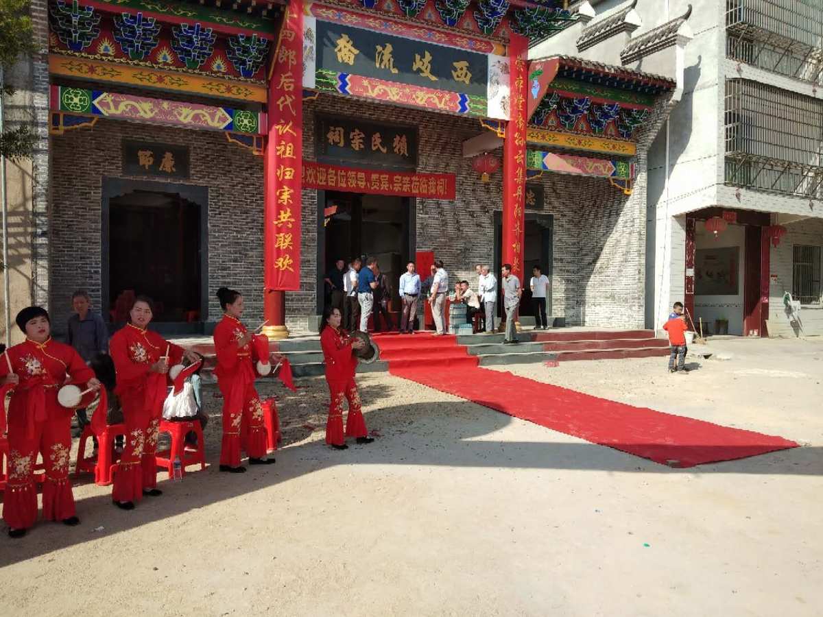 三国杀袁绍血裔_血裔_血裔骑士txt