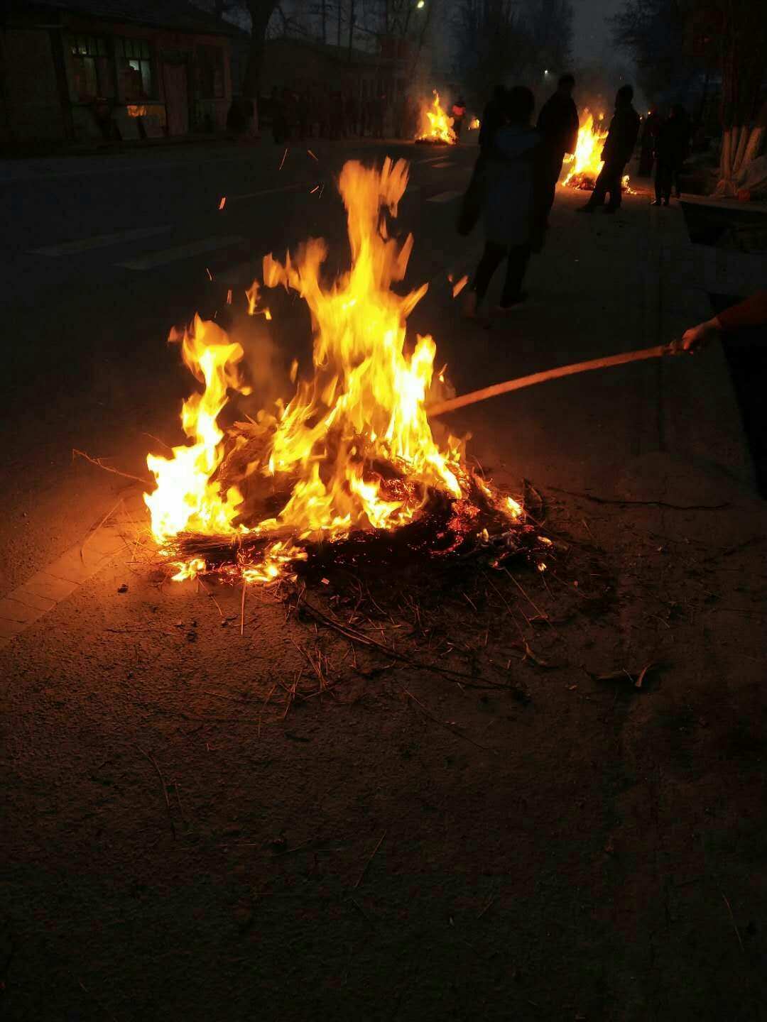 迷你石刷教程机世界怎么用_迷你世界刷石机教程_简易刷石机怎么做迷你世界