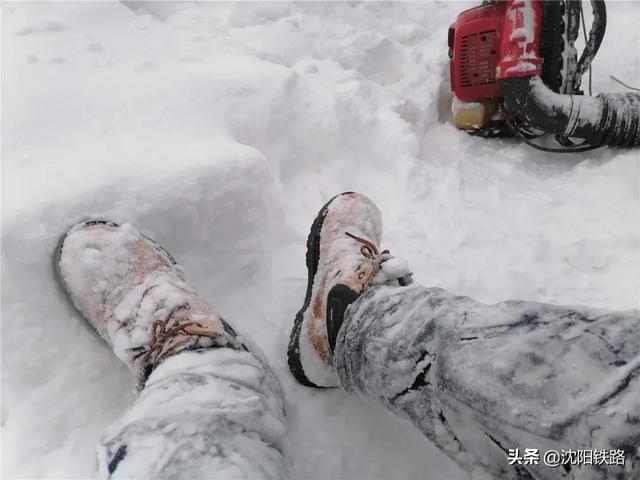 风雪途载的意思_风雪载途载途_风雪载途