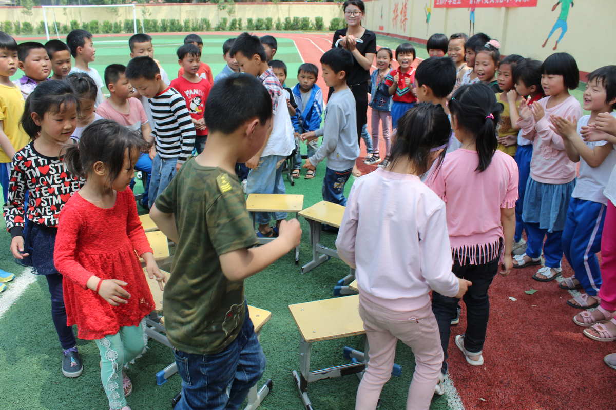 最适合小学生玩游戏的手机_小学生的手机游戏_小学生游戏手机实惠好用