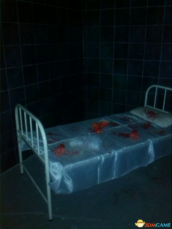 逃离鬼屋手机游戏_逃离鬼屋小游戏_逃离鬼屋怎么玩