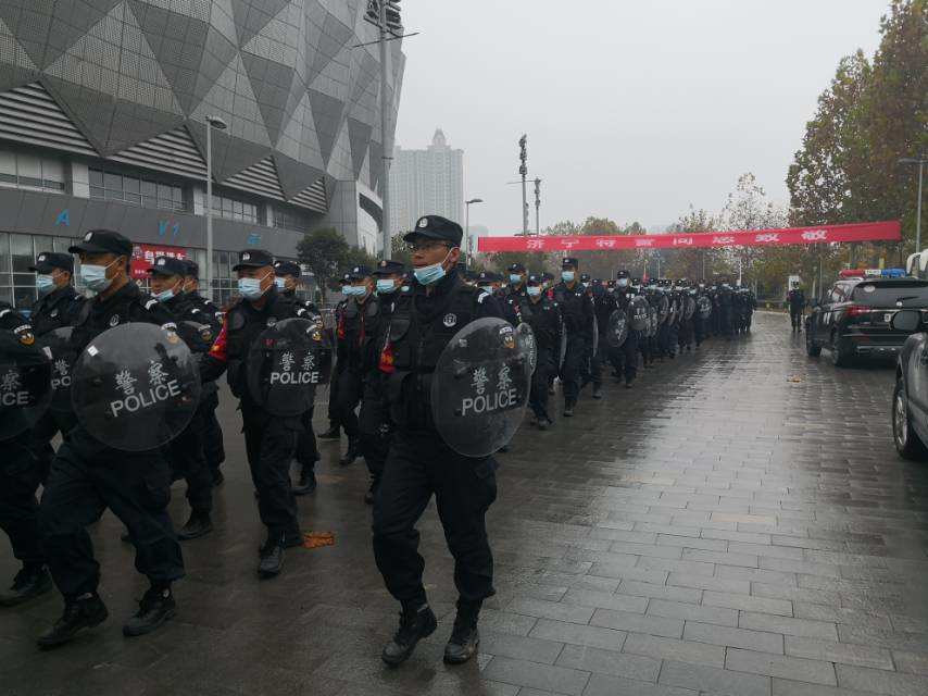 巡警游戏完整版_巡警小游戏下载手机版_巡警游戏安卓