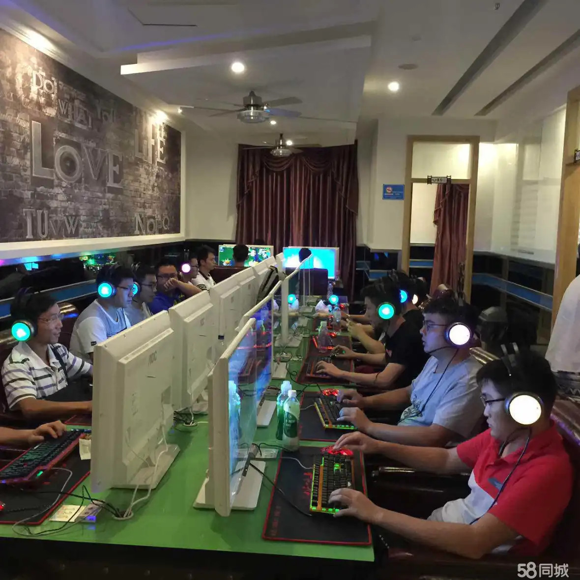 网吧模拟器下载版_网吧模拟器2手机游戏下载_网吧模拟器下载中文版