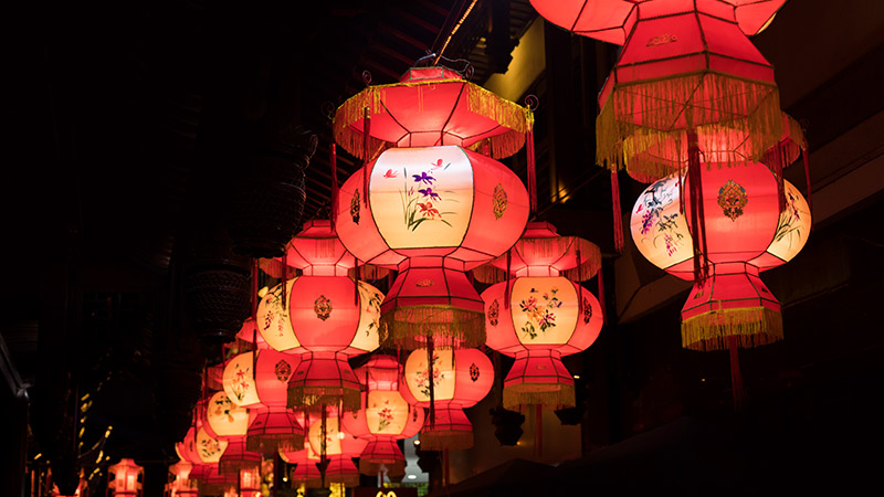 中秋节是秋天_中秋节是哪天_中秋节的天气是冷的还是热的