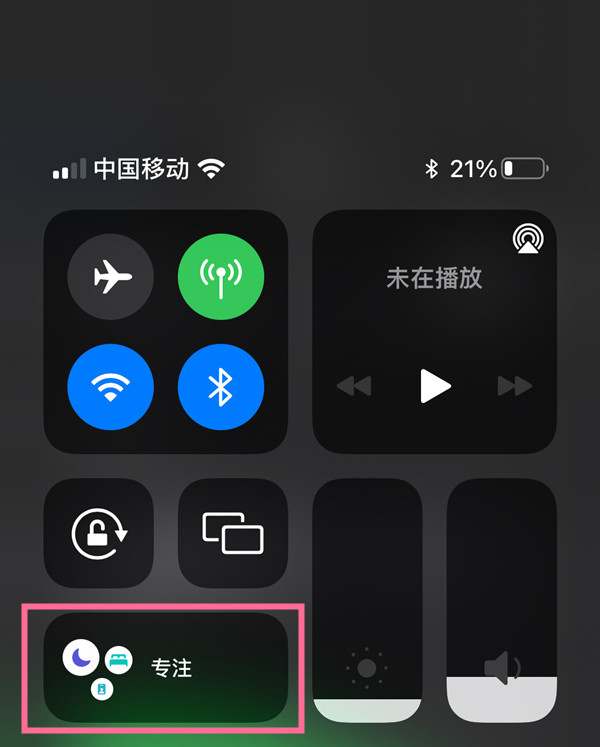 用哪个苹果手机玩游戏好_苹果玩手机好游戏用什么系统_iphone玩游戏哪个好