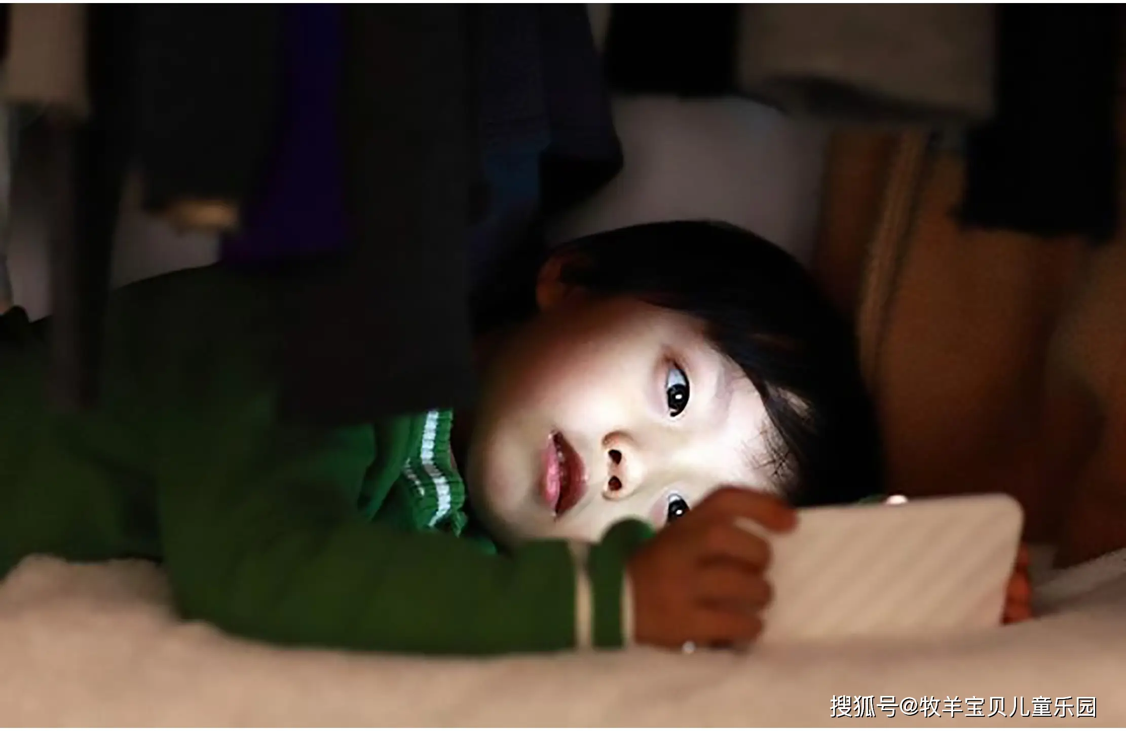儿童玩手机游戏的好处_专家谈儿童玩手机游戏问题_关于孩子玩手机的问题