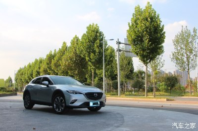 马自达cx-4-驾驭潮流，舒适豪华！马自达CX-4带你开启全新驾乘体验