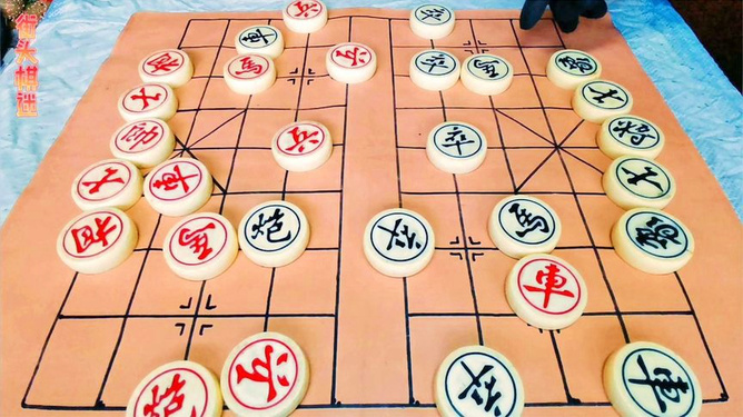 街头摆残局犯法吗_用手机玩街头残局游戏_街头残局能赢吗