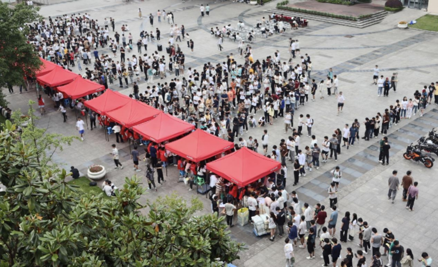 手机玩魔方用什么软件_游戏魔方能不能用手机玩_能魔方玩手机游戏用什么软件