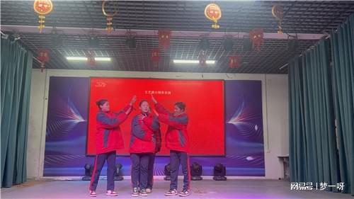 手机游戏学生用什么平板_学生用游戏手机哪款好些_学生用游戏手机